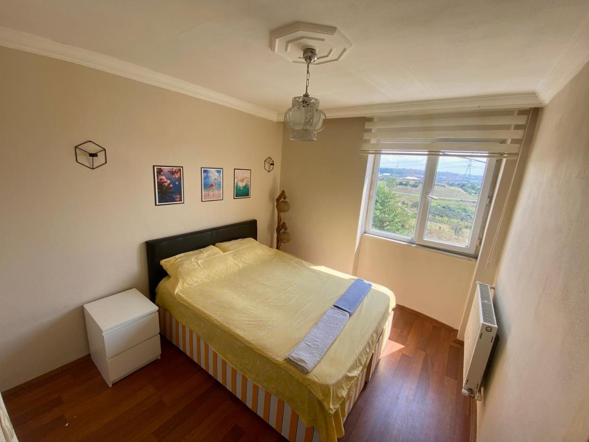 Spacious House Near The Airport Arnavutkoy Екстериор снимка